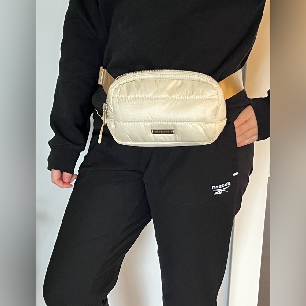 VINEYARD VINES | Belt Bag | Puffer
